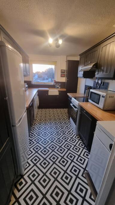לימינגטון Spacious Self Contained Flat In Superb Location מראה חיצוני תמונה